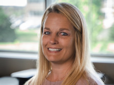 Headshot of FBN Finance's Carla Lappe
