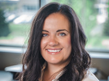 Headshot of FBN Finance's Jenny Arnold